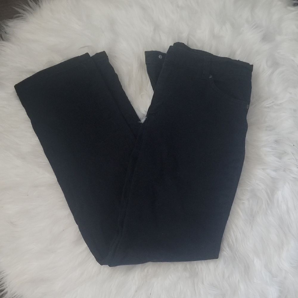 Gloria Vanderbilt 6 Short Black Pants